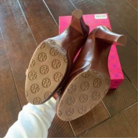 Tory Burch Heels - Picture 2 of 3